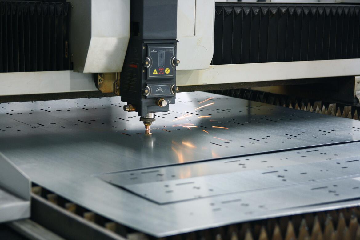 Лазерне різання металу 