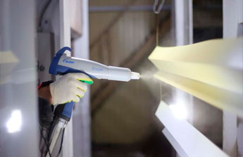 Powder painting of metal